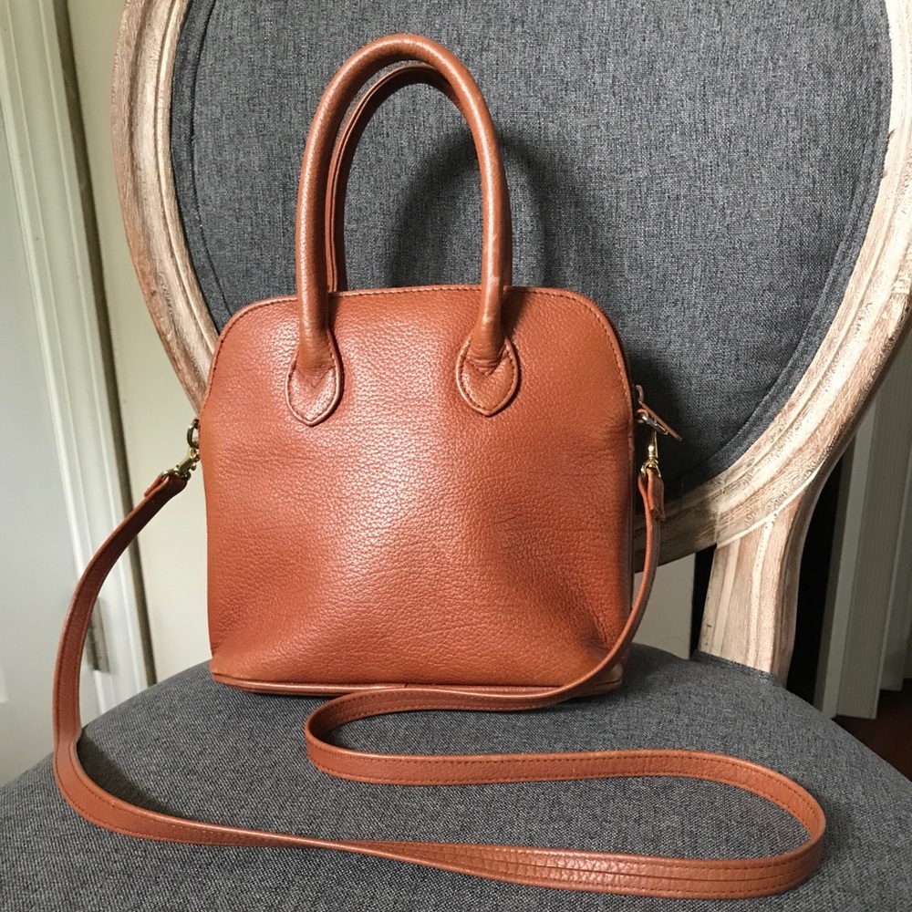 🎀 BROWN CROSSBODY 🎀